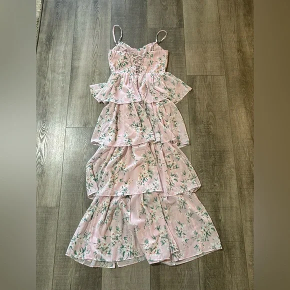 🌷NWT Vici Shelby Sweetheart Tiered Maxi Dress🌷 - Picture 6 of 7